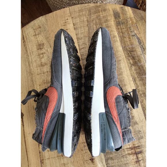 Nike Waffle One Toasty Men's Size 10 US DC8890-200 Green White Athletic Shoes - Picture 13 of 14